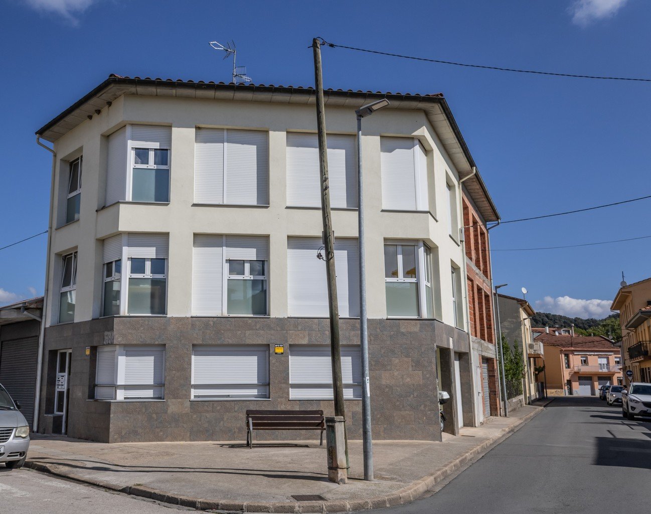 CADIS, DE