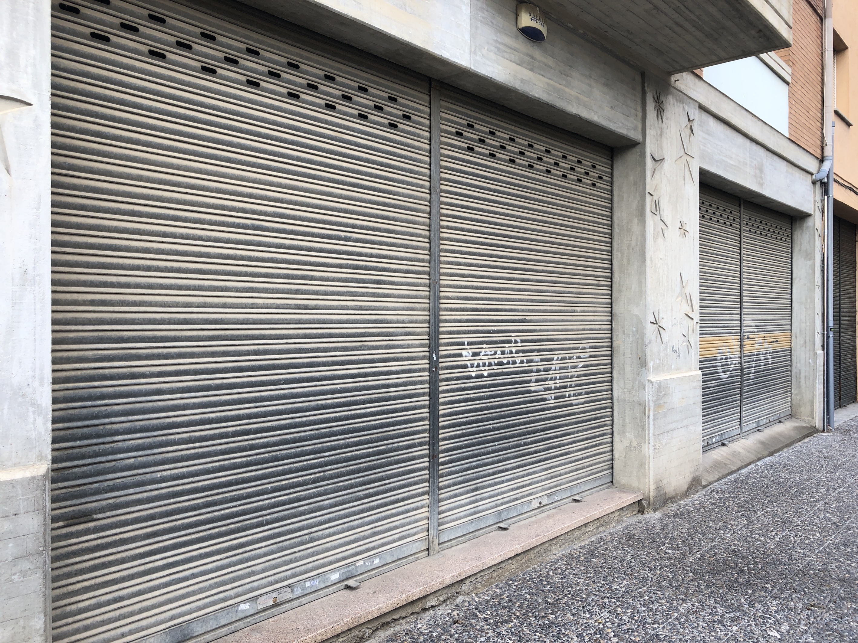 Local en Salt, Girona