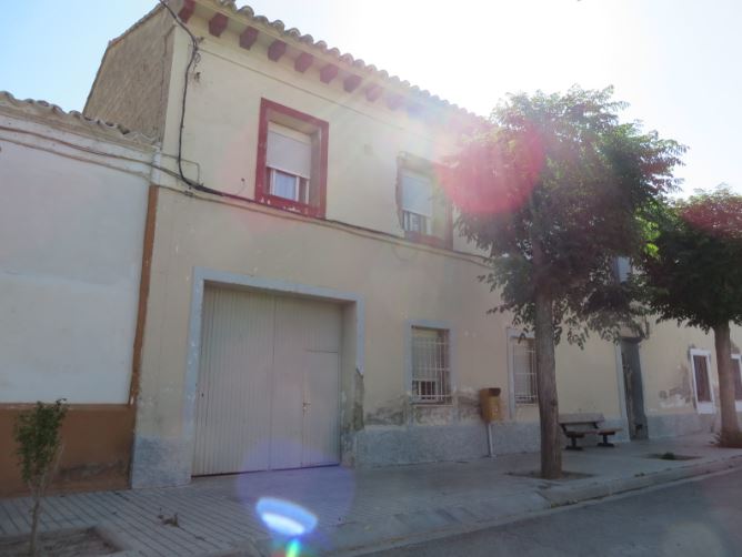 Vivienda en Zuera, Zaragoza