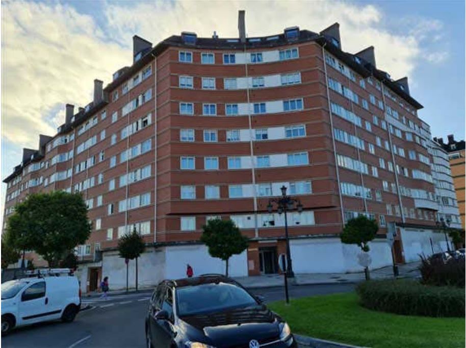Local en Oviedo, Asturias