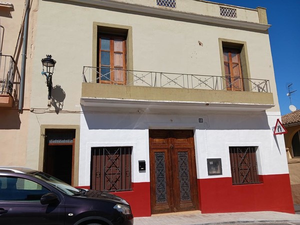 Vivienda en Sellent, Valencia