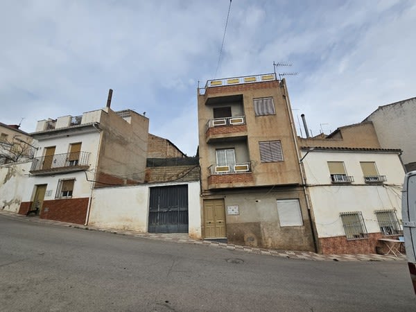 Vivienda en Cabra del Santo Cristo, Jaén