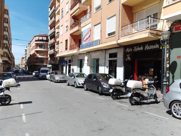 Av de la Paz                                            